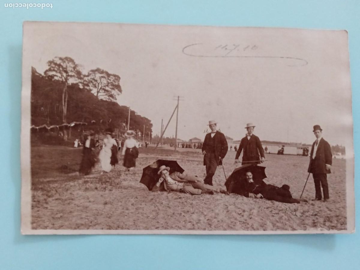 Fotografia antica: FOTO DE FAMILIA USADA COMO POSTAL CIRCULADA DE ALEMANIA A EL ARAHAL 1909