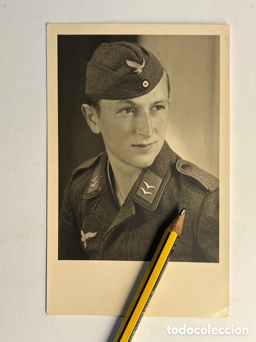 Fotografia antiga: ALEMAN II GUERRA MUNDIAL. Foto de piloto o paracaidista de la Luftwaffe. Gefreitor (h.1943)