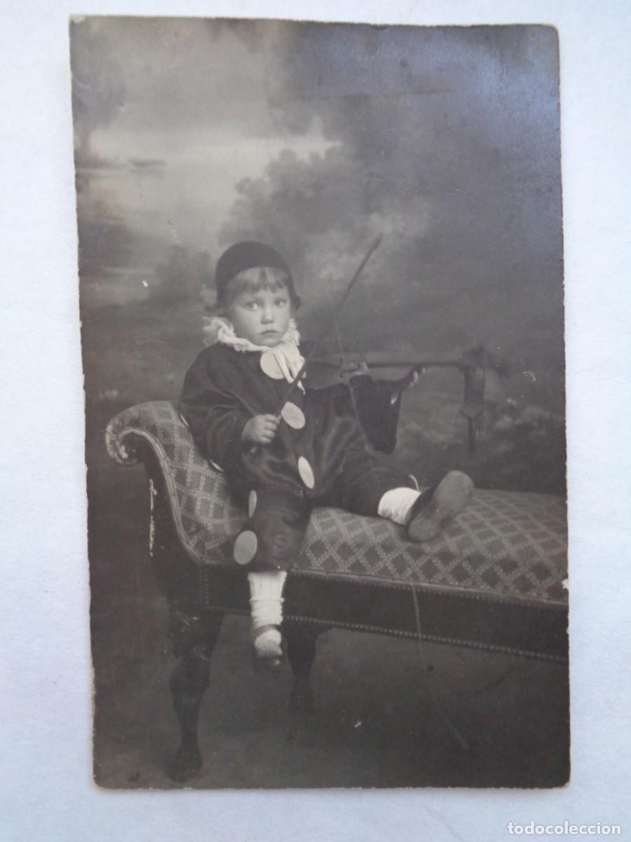 Alte Fotografie: PRECIOSA FOTO DE ESTUDIO DE NI&Ntilde;O DISFRAZADO DE ARLEQUIN . PRINCIPIOS DE SIGLO