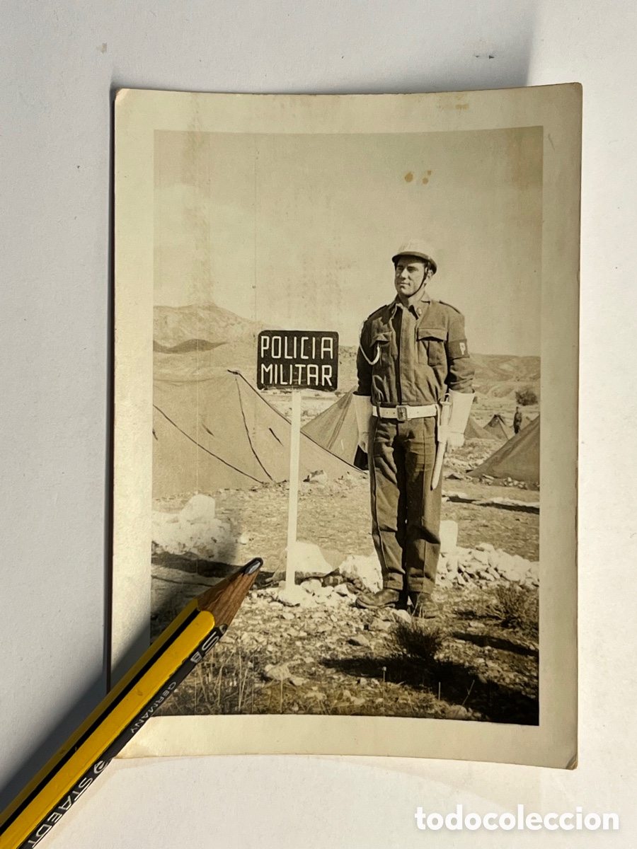 Alte Fotografie: EL AAI&Uacute;N.. Polic&iacute;a Militar.. Fotograf&iacute;a (h.1960?) Med&iacute;das: 9 x 7 cm.,