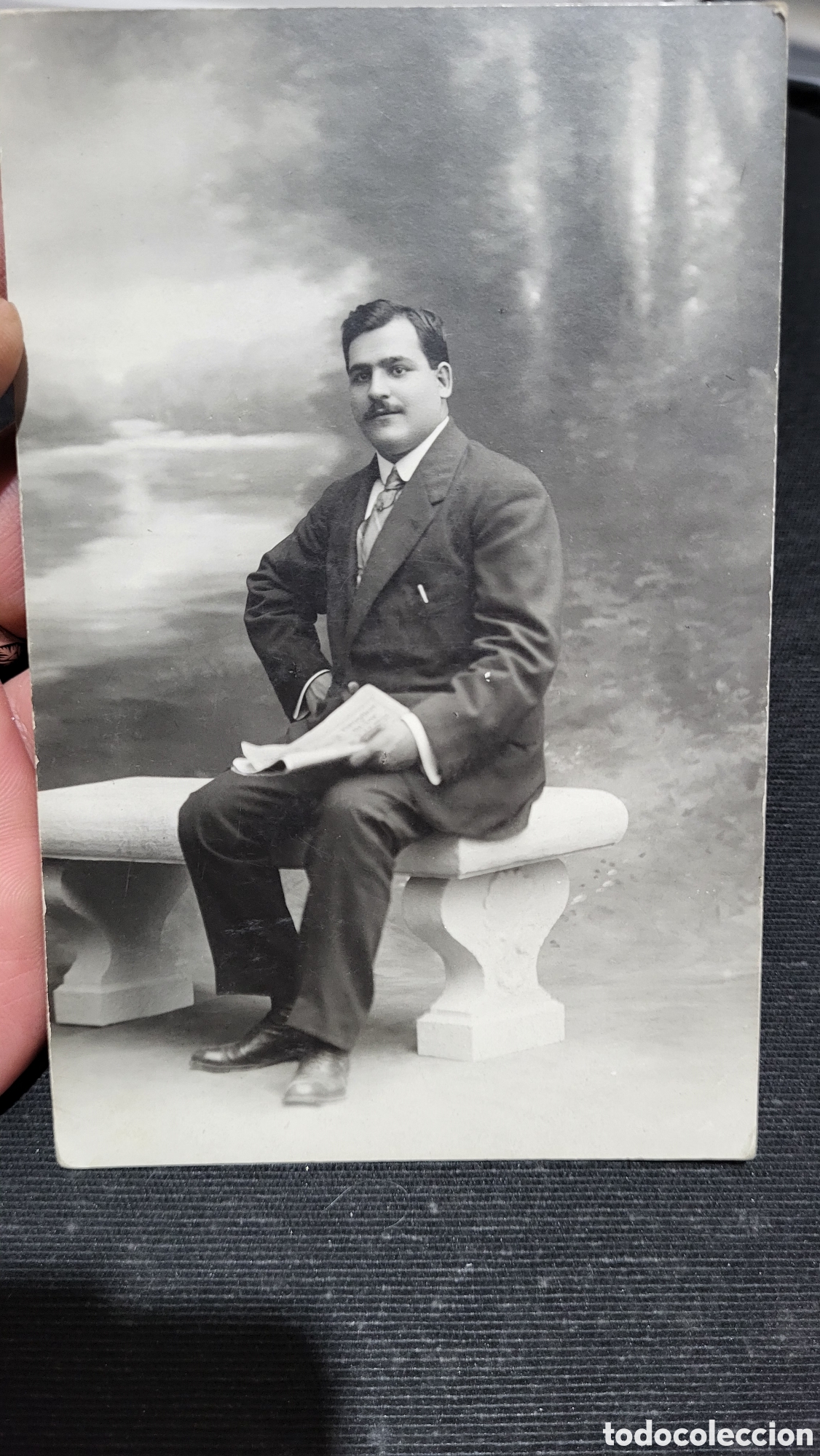 Antique Photography: Fotograf&iacute;a antigua alb&uacute;mina retrato de un Se&ntilde;or
