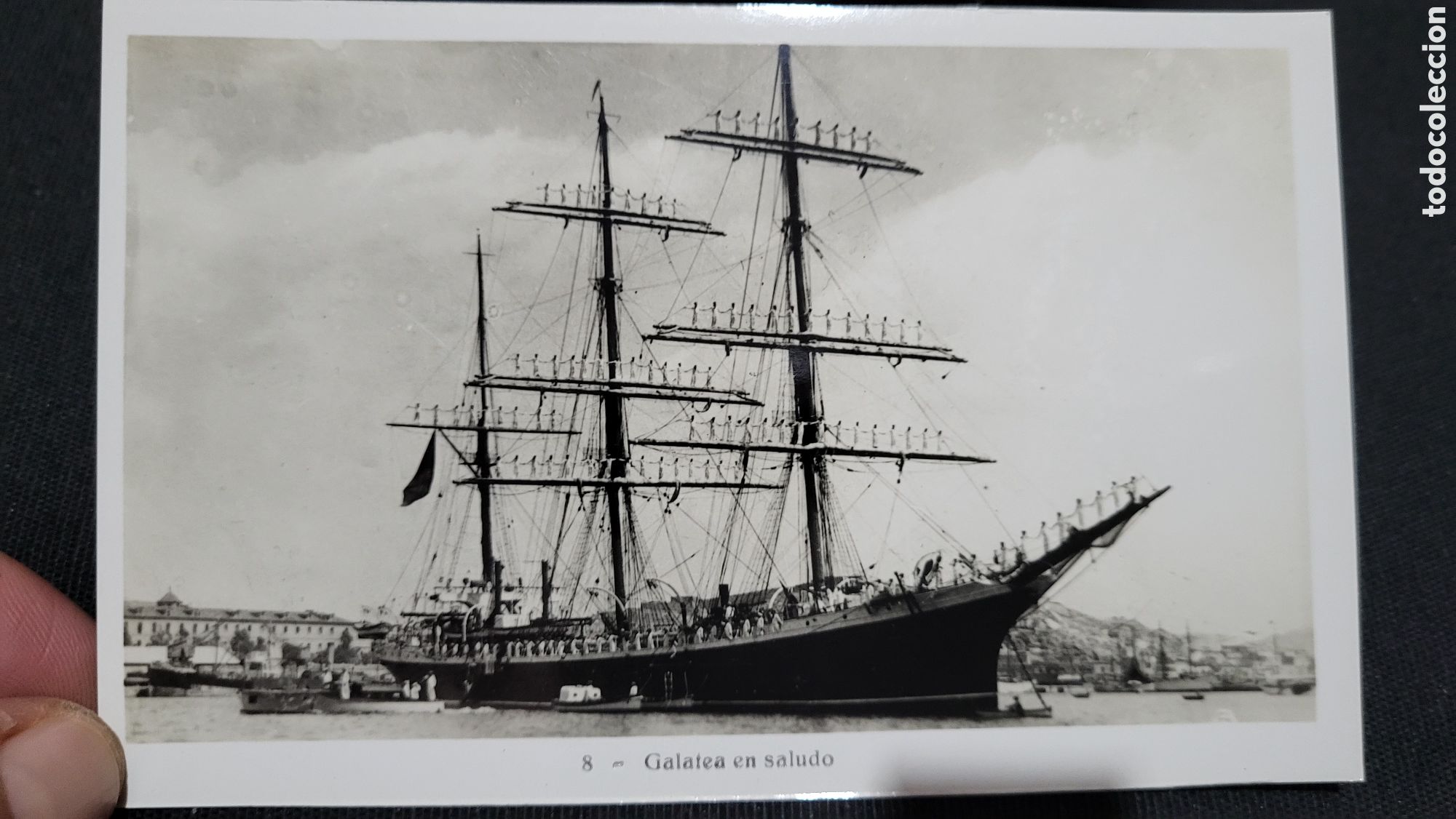 Alte Fotografie: Fotograf&iacute;a antigua barco Galetea en saludo