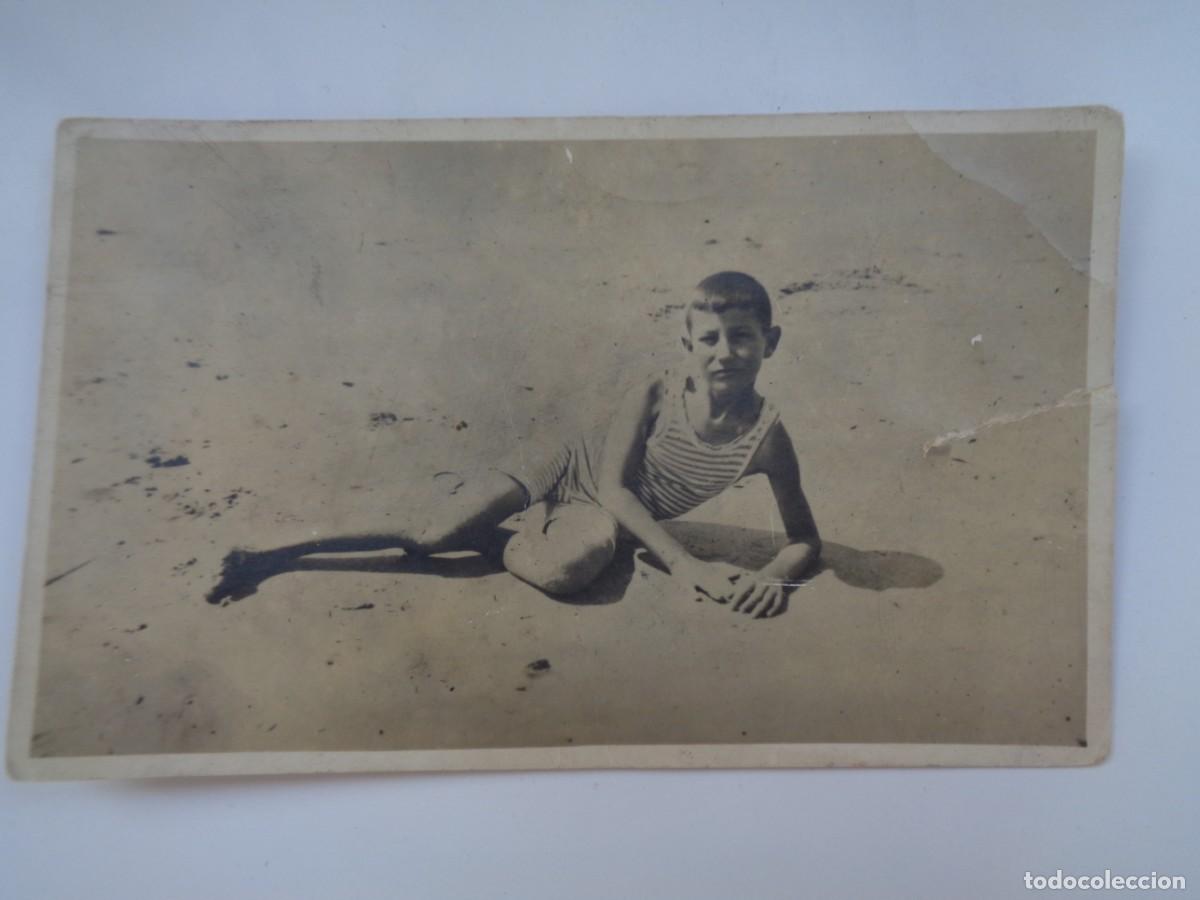 Fotograf&iacute;a antigua: MINUTERO DE FOTOGRAFO CALLEJERO DE NI&Ntilde;O EN BA&Ntilde;ADOR EN LA PLAYA , A&Ntilde;OS 30
