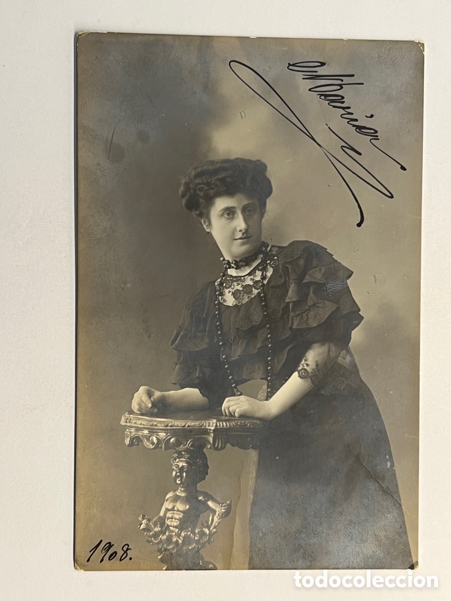 Alte Fotografie: BURGUESIA MADRILE&Ntilde;A. La joven Maria con Collar Negro de Perlas. Compa&ntilde;y, F. FUENCARRAL (a.1908)
