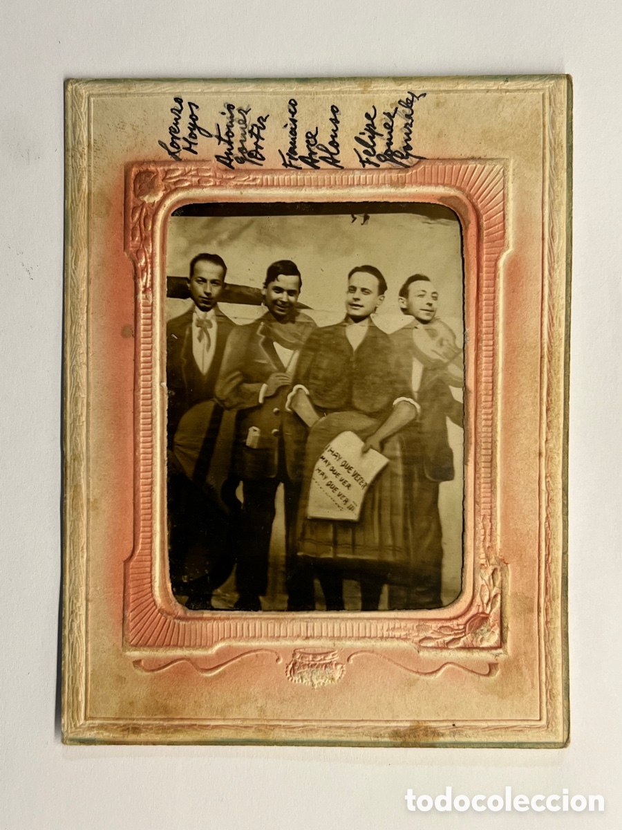 Antique Photography: MINUTEROS, fot&oacute;grafos de calle.. Trampantojo o Decorado de Feria&hellip; 4 amigos (h.1930?)