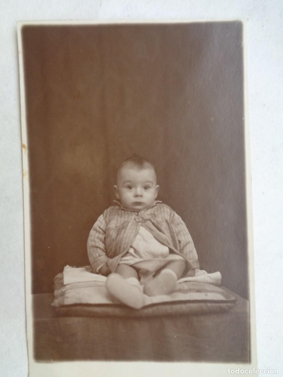 Alte Fotografie: PRECIOSA FOTO DE ESTUDIO DE NI&Ntilde;O PEQUE&Ntilde;O, PRINCIPIOS DE SIGLO