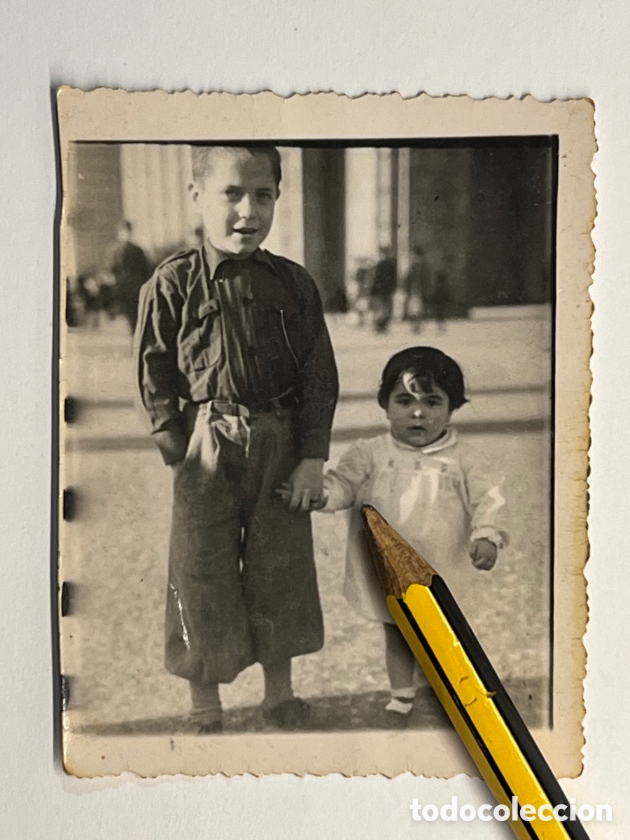 Alte Fotografie: MINUTEROS. Ni&ntilde;os de la Guerra&hellip;, fot&oacute;grafos de calle&hellip; (h.1940?)