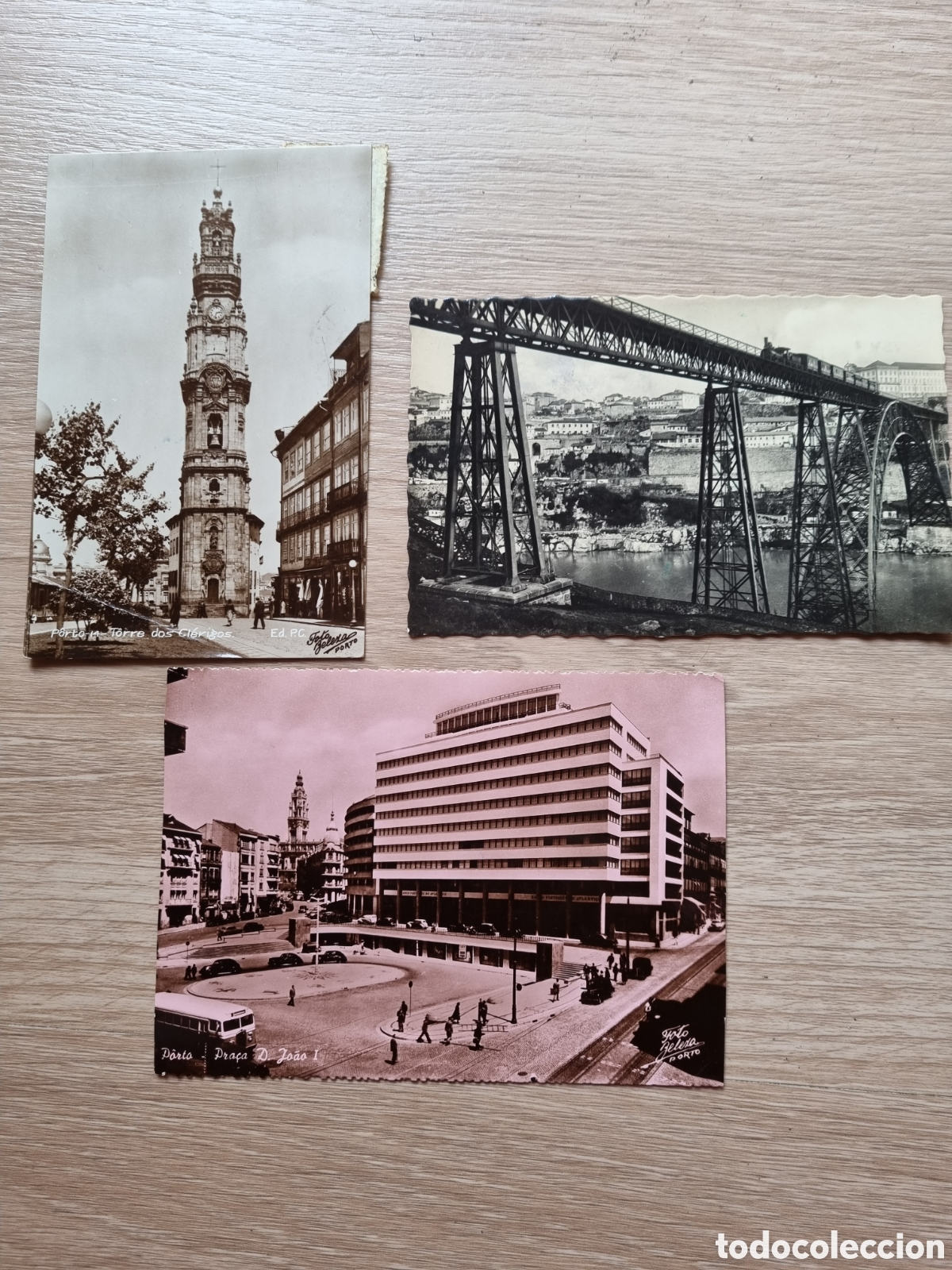 Fotograf&iacute;a antigua: Porto. 3 Postales antiguas portuguesas. A&ntilde;os 40. B/N. Escritas con sello.