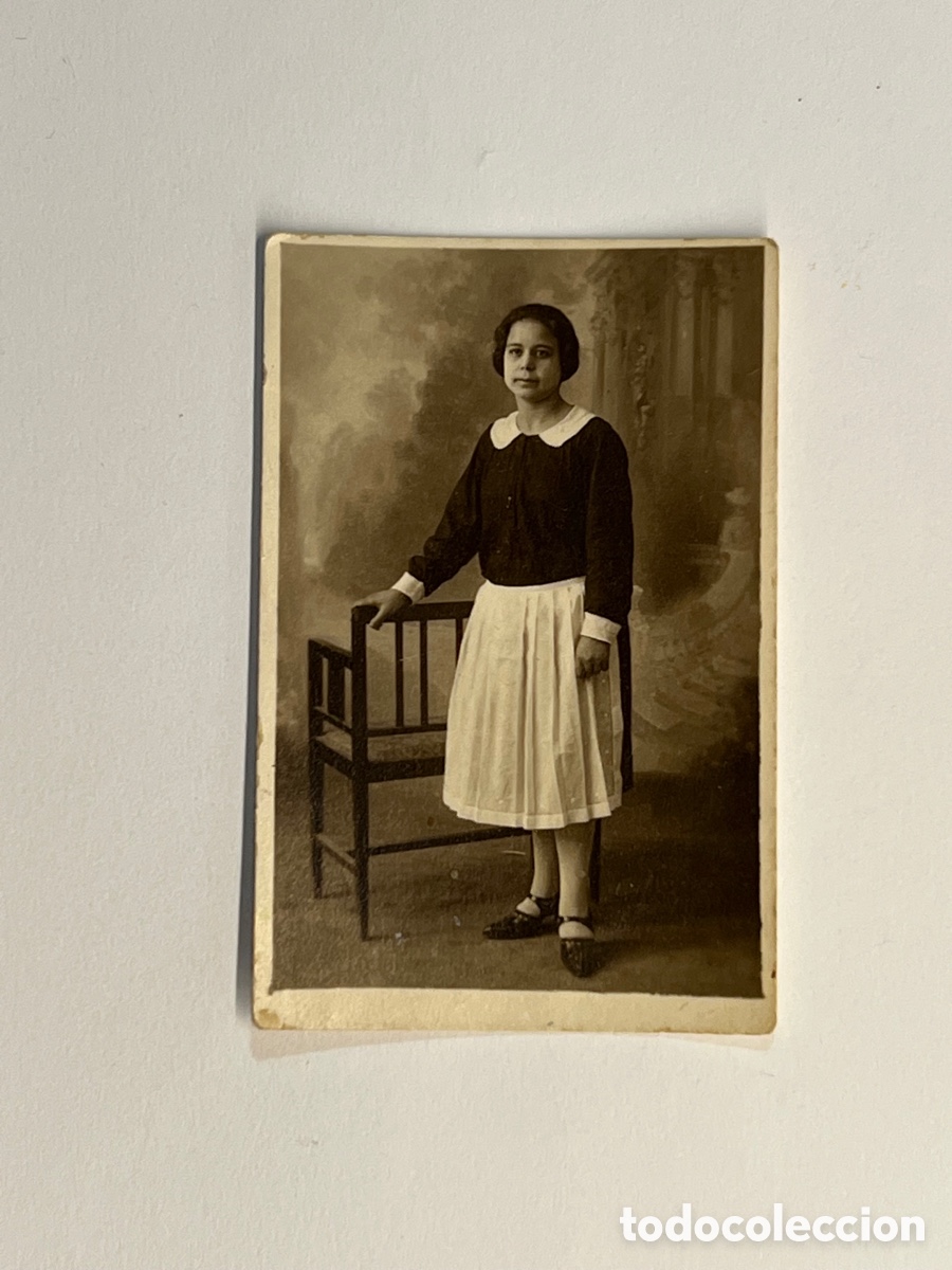 Alte Fotografie: MINUTEROS, fot&oacute;grafos de calle.. El servicio de la casa&hellip; la Sra. Carmen (a.1928)