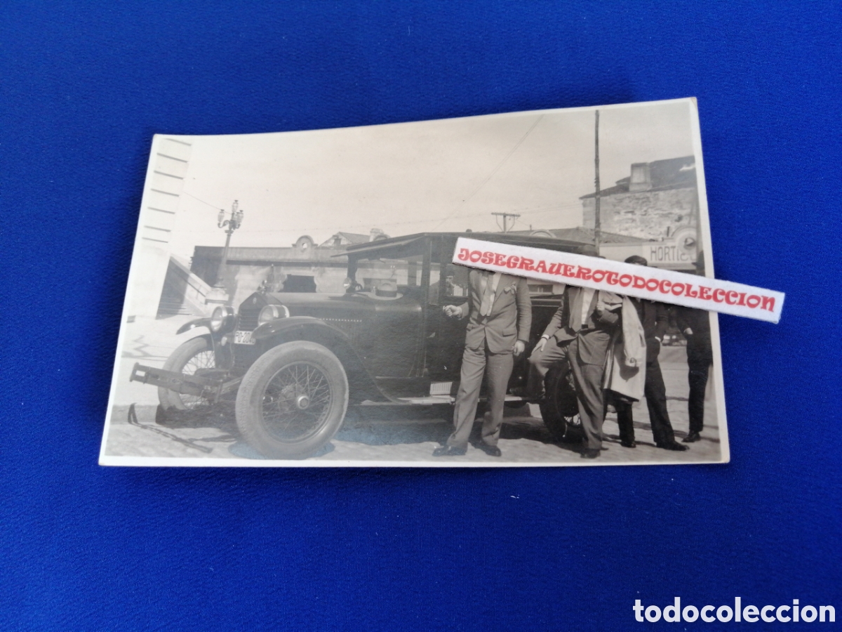 Fotograf&iacute;a antigua: COCHE ANTIGUO CON MODELOS FOTOGRAF&Iacute;A POSTAL ANTIGUA.