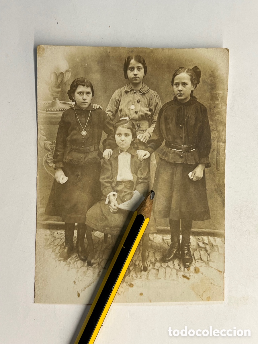 Antique Photography: FOTOGRAF&Iacute;A ANTIGUA.. Las Mujeres de la Familia&hellip; (h.1910?)