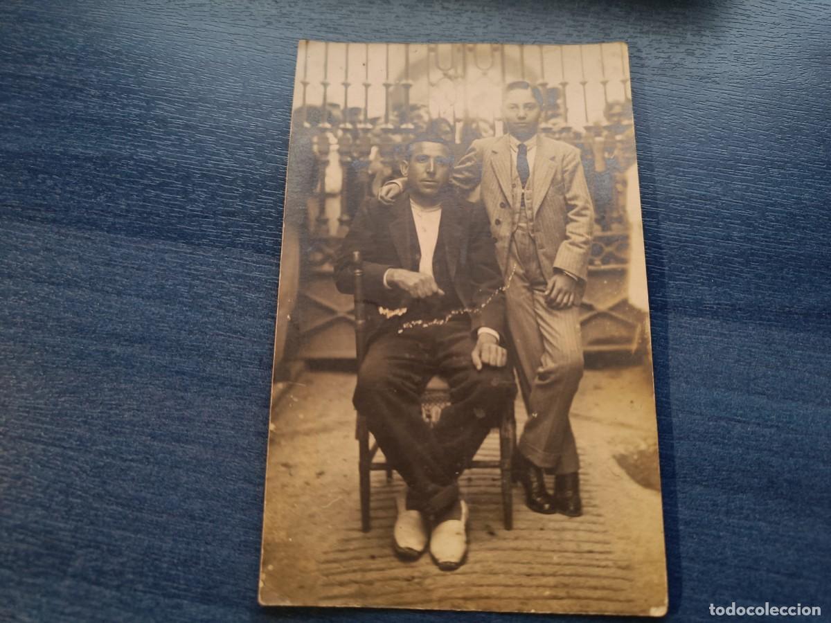 Alte Fotografie: Foto antigua . Postal por detr&aacute;s