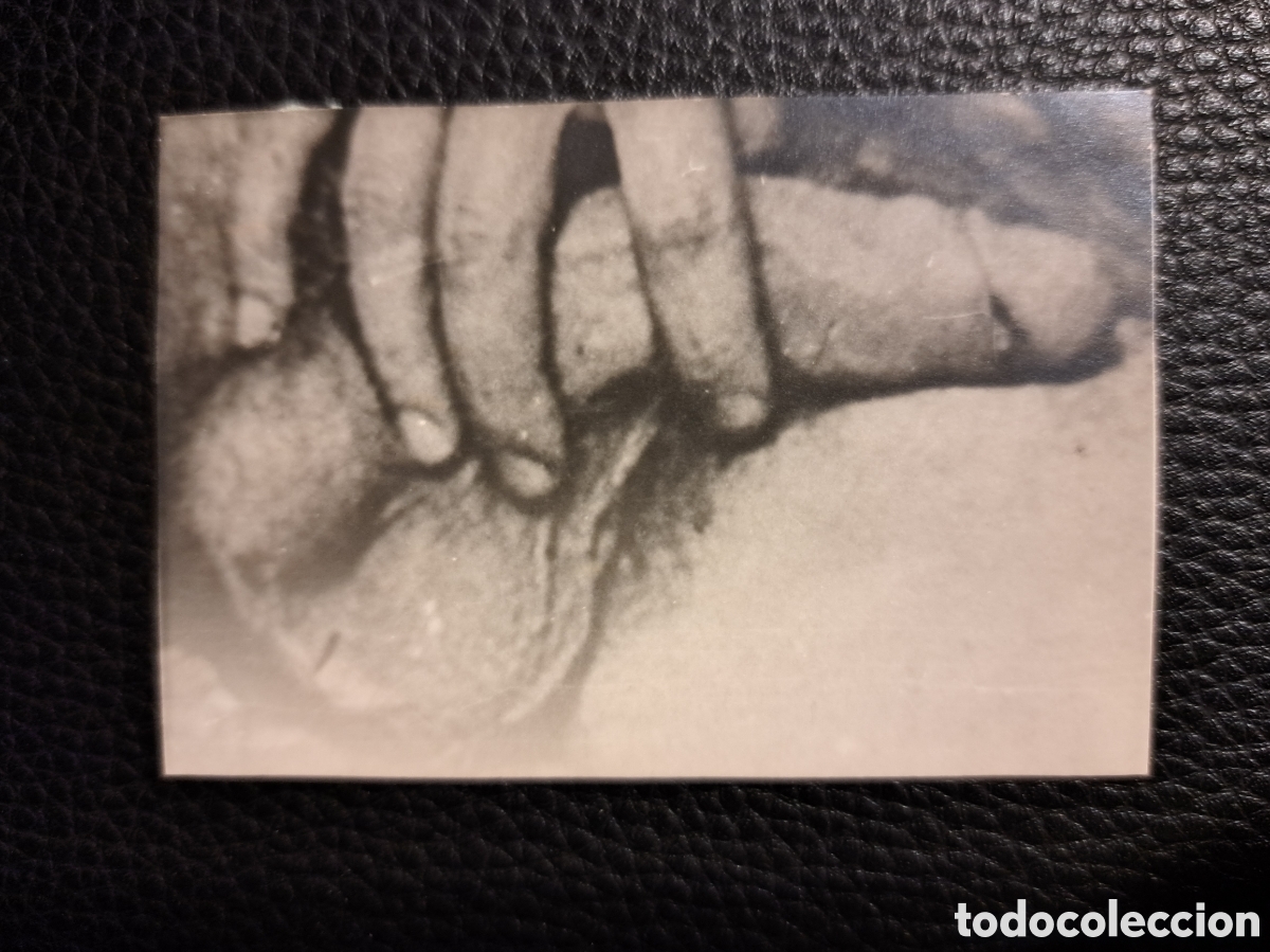 Alte Fotografie: Antigua fotograf&iacute;a erotica ponografica de mano agarrando un pene