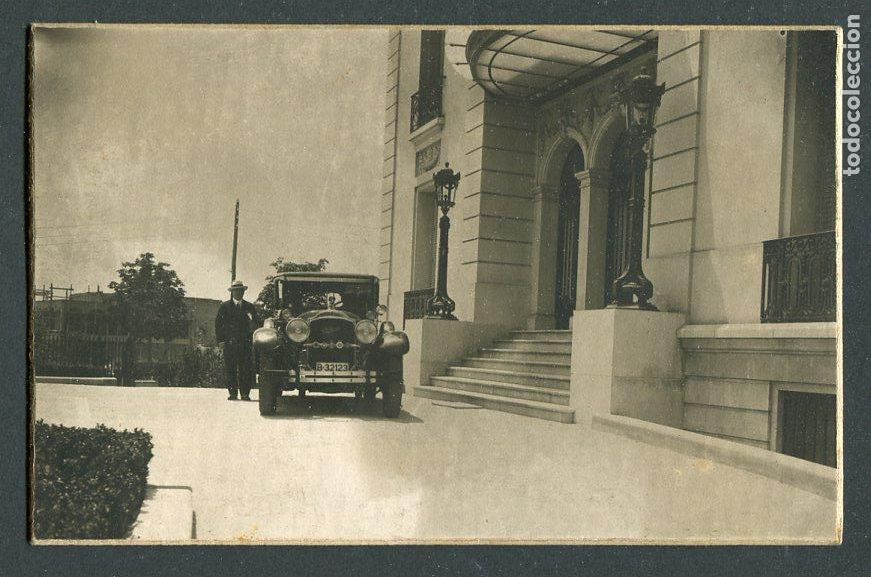 Alte Fotografie: BURGUES&Iacute;A. Mansi&oacute;n i autom&oacute;vil. ca.1920