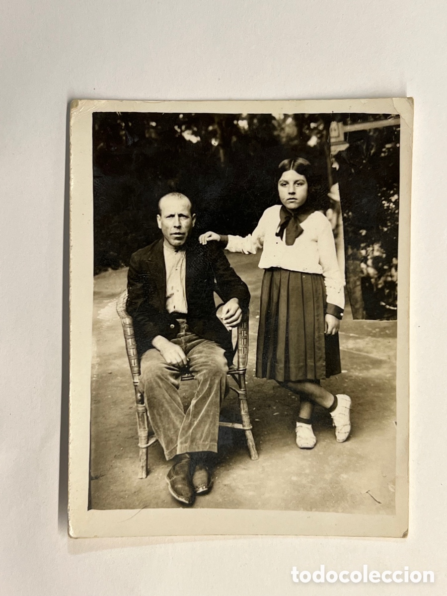 Alte Fotografie: MINUTEROS..POSTGUERRA. Escena familiar.. (h.1945?)