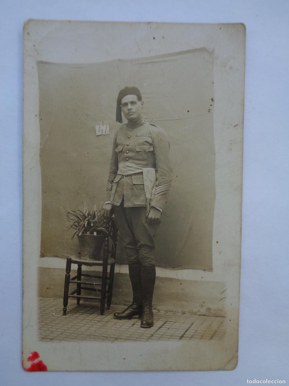 Antique Photography: GUERRA AFRICA : MINUTERO FOTOGRAFO CALLEJERO DE MILITAR, SARGENTO DE REGULARES CON FAJA Y TARBUSH