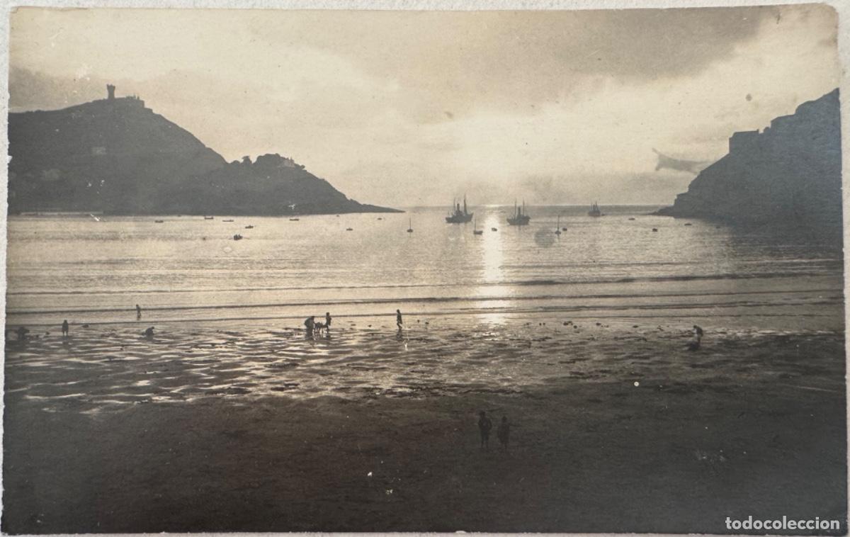 Fotografia antiga: FOTOGRAF&Iacute;A EN FORMATO POSTAL - BAH&Iacute;A DE SAN SEBASTI&Aacute;N - GUIP&Uacute;ZCOA - MAR Y PLAYA - HACIA 1910