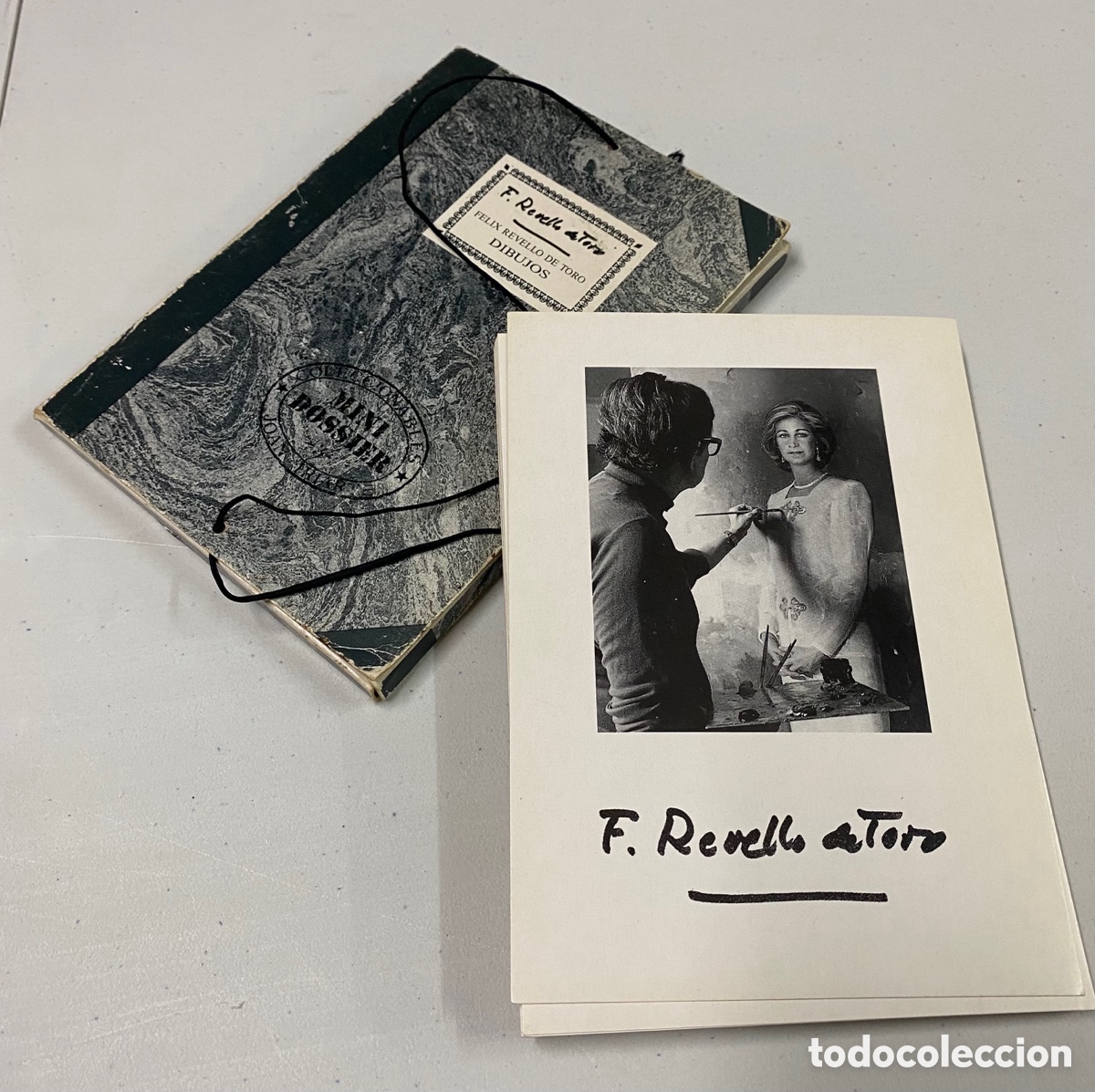 Fotograf&iacute;a antigua: Dosier Rostros de Mujer de Revetllo de toro postales