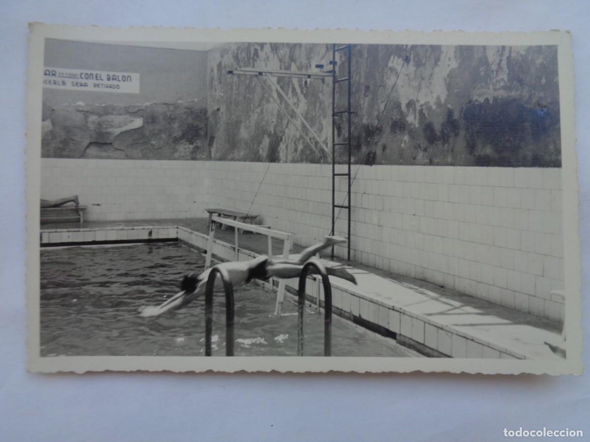 Alte Fotografie: FOTO DE JOVEN EN BA&Ntilde;ADOR TIRANDOSE A LA PISCINA
