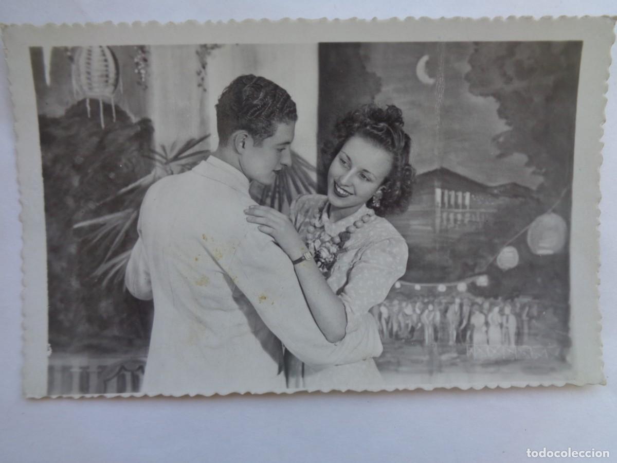 Alte Fotografie: BONITA FOTO DE PAREJA BAILANDO, VILLAFRANCA DE CID , 1947