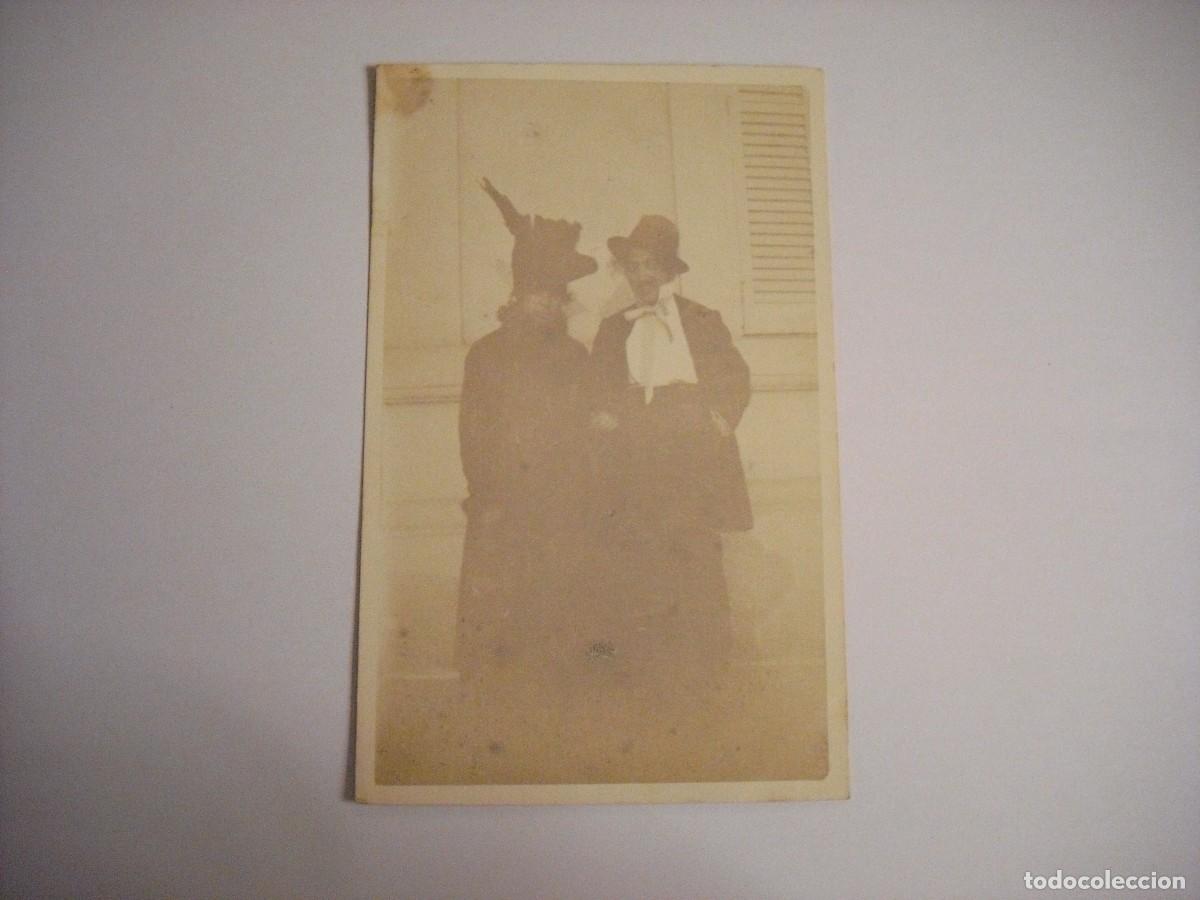 Antique Photography: ANTIGUA FOTO DE 2 PERSONAS DISFRAZADAS