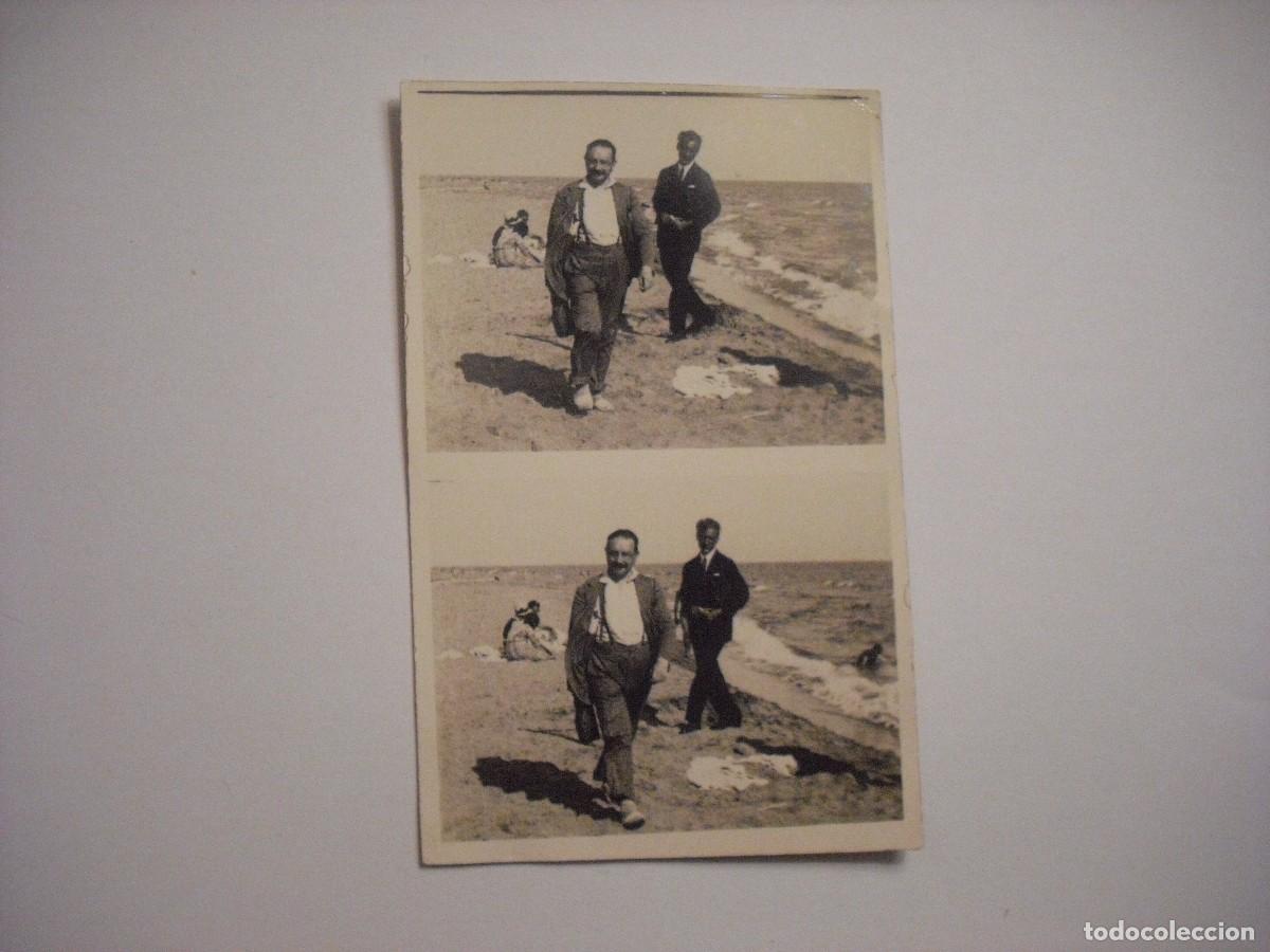 Antique Photography: FOTO DE GRUPO , DOBLE, EN UNA PLAYA