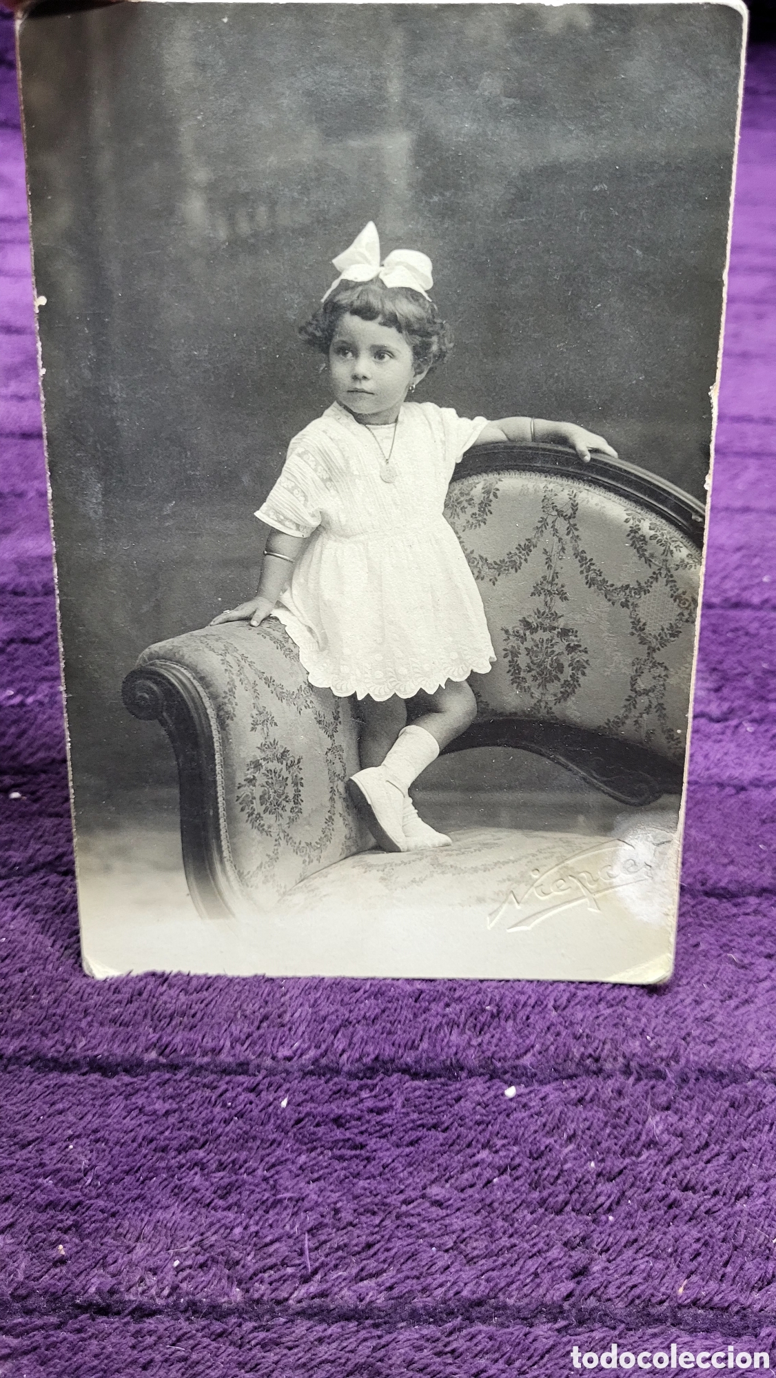 Antique Photography: Fotograf&iacute;a antigua alb&uacute;mina retrato de una Ni&ntilde;a