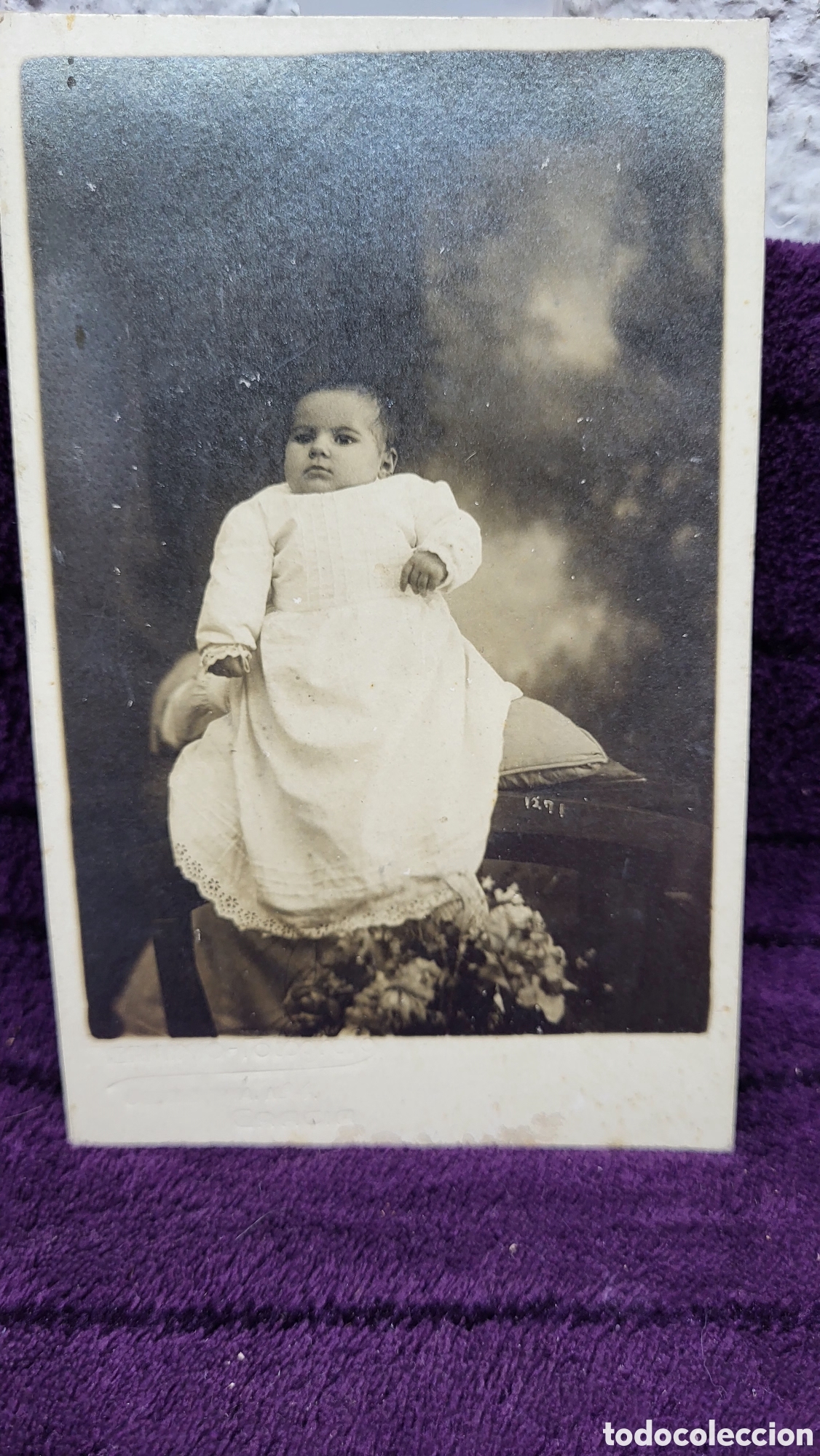 Antique Photography: Fotograf&iacute;a antigua alb&uacute;mina retrato de una Ni&ntilde;a