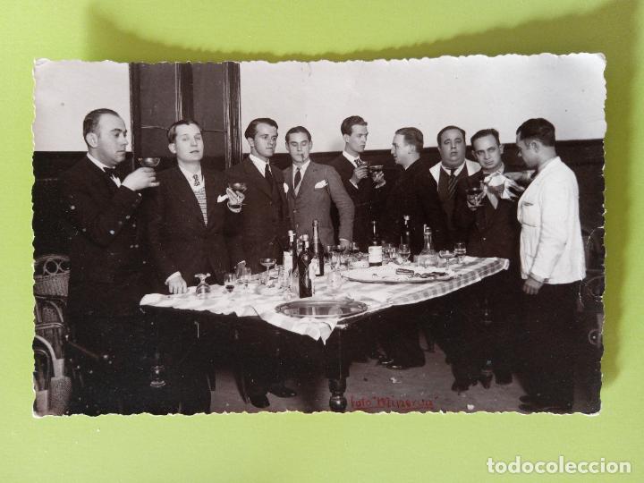 Fotograf&iacute;a antigua: ANTIGUA FOTOGRAF&Iacute;A. CELEBRACI&Oacute;N CABALLEROS. FOT&Oacute;GRAFO A MANO TIENE ESCRITO FOTO MINERVA