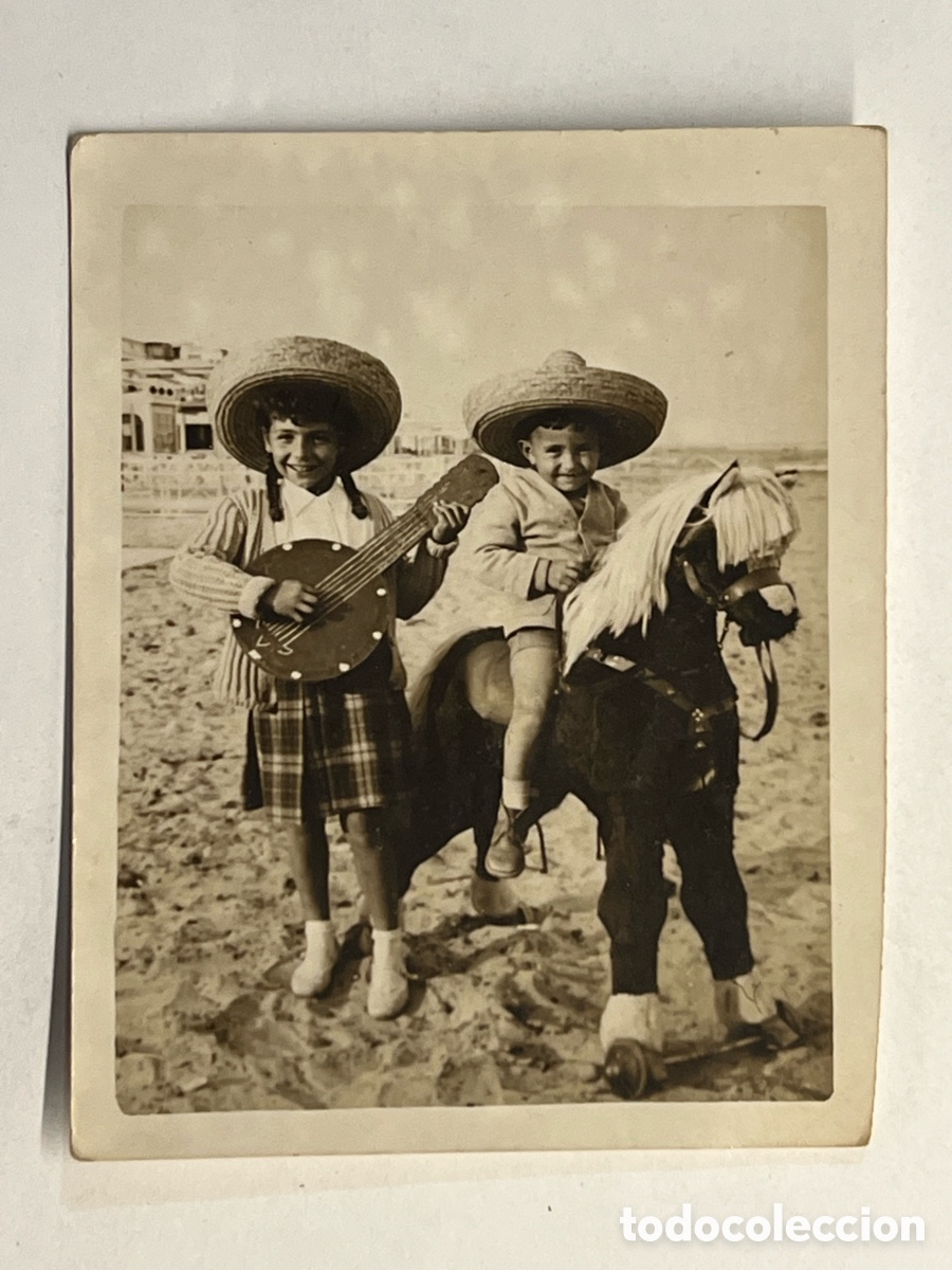 Fotograf&iacute;a antigua: MINUTEROS. Fotografos Playa de Levante.. Ni&ntilde;os con caballo&hellip;.. (a.1959)