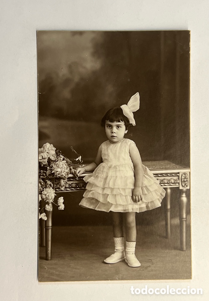 Alte Fotografie: NI&Ntilde;OS. Fotograf&iacute;a Preciosa Ni&ntilde;a con vestido Tut&uacute;&hellip; FOTO Gilardi (h.1920?)
