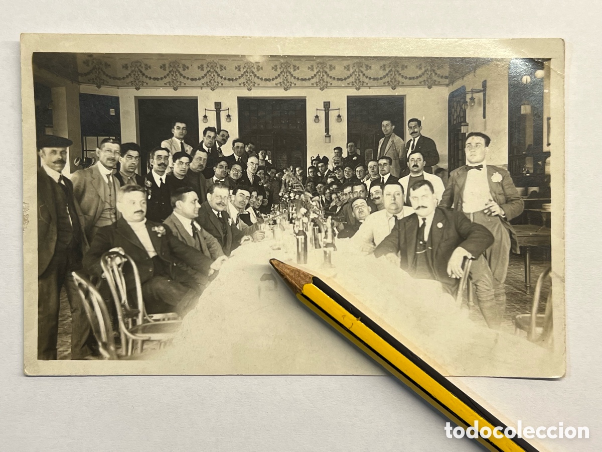 Alte Fotografie: LA VALENCIA QUE FUE.. Fotograf&iacute;a.. Salones del Ateneo.. ? Gentes del Teatro.. ? (h.1920?)