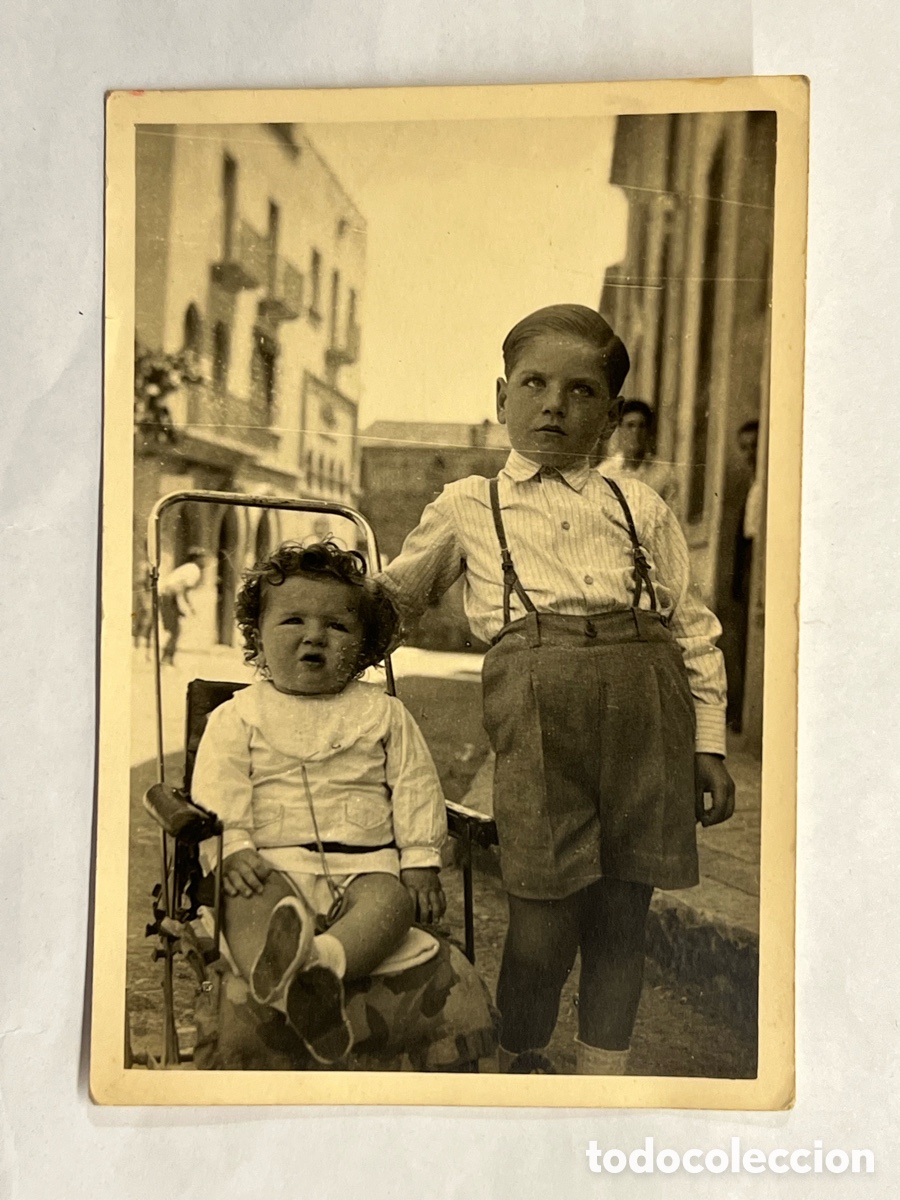 Alte Fotografie: NI&Ntilde;OS.. Fotograf&iacute;a recuerdos de la ni&ntilde;ez.. alg&uacute;n rinc&oacute;n de Espa&ntilde;a.. (h.1930?)