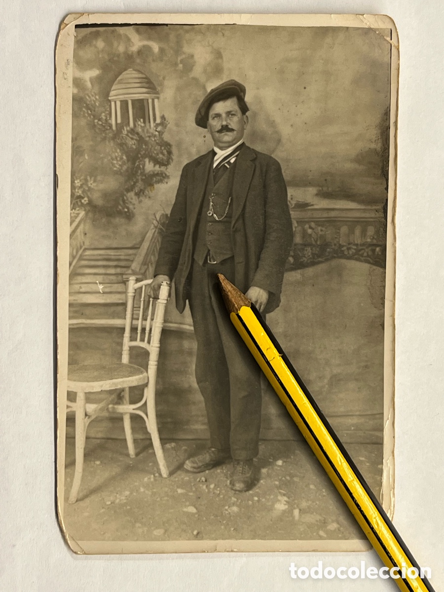 Alte Fotografie: EL T&Iacute;O RAMON EL DE CHIRIVELLA&hellip; Fotograf&iacute;a Se&ntilde;or con ropas de Domingo&hellip;. (h.1910?)