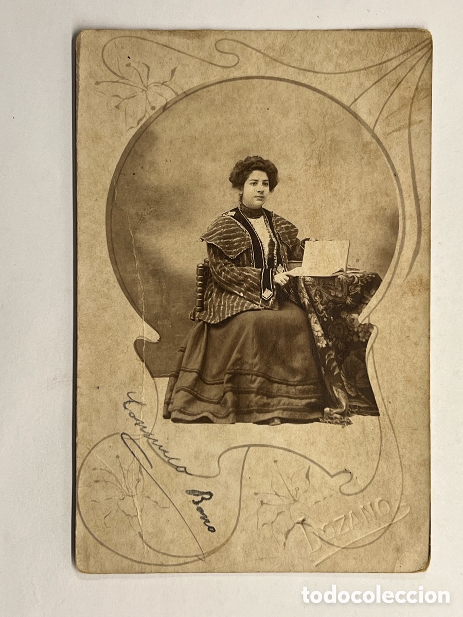 Fotografia antica: CONSUELO BONO.. una Dama de Fernando Poo.. Fotografia Lozano&hellip; (h.1890?)