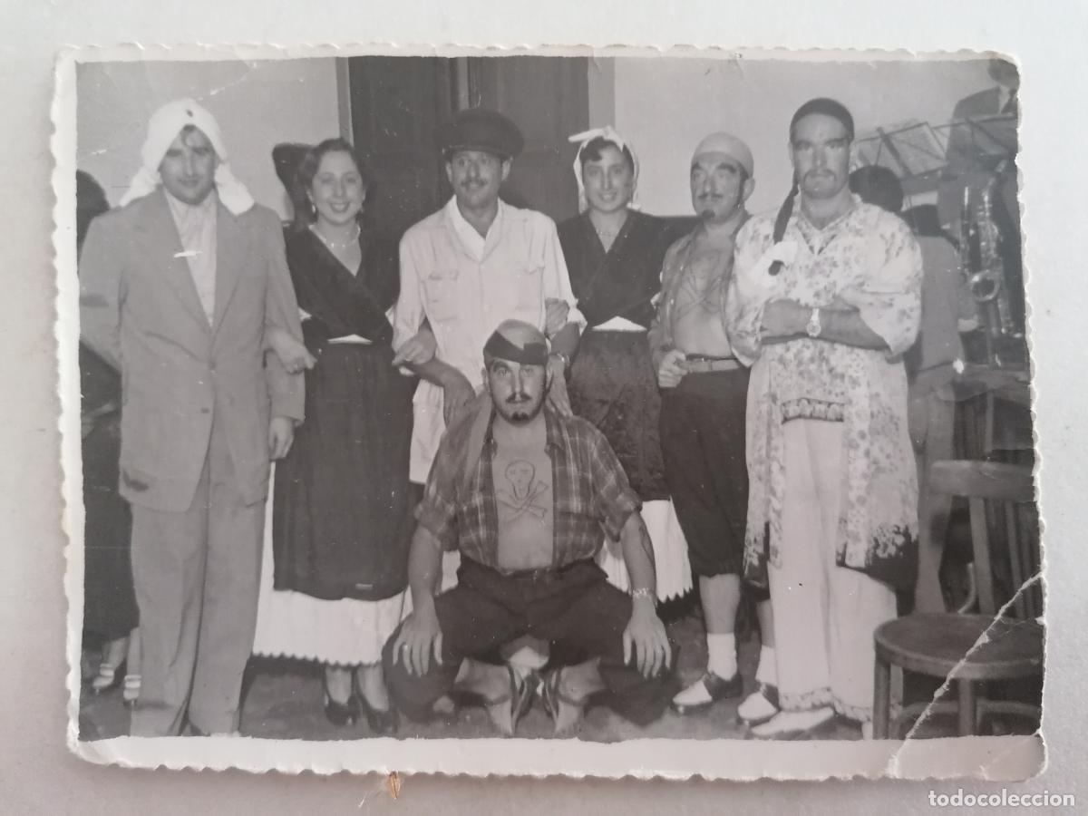 Fotografia antiga: FOTOGRAFIA GRUPO DE AMIGOS