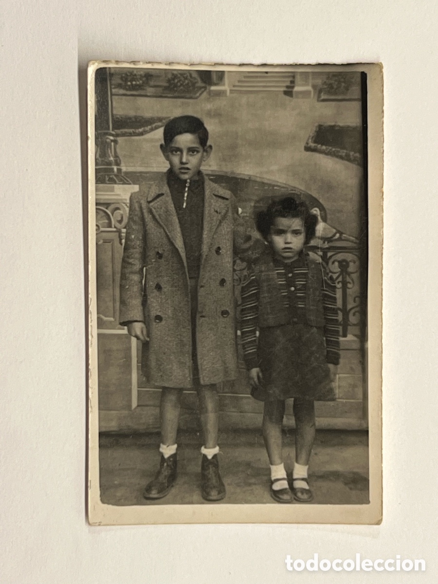 Alte Fotografie: MINUTEROS.. Ni&ntilde;os de Postguerra.. la Espa&ntilde;a que avanza&hellip; Fotograf&iacute;a antigua (h.1945?)