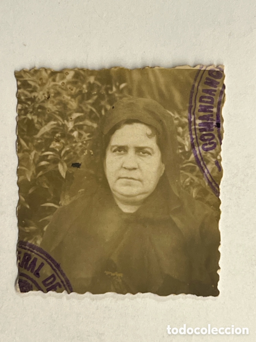 Fotografia antica: FOTOMATON. Fotograf&iacute;a Se&ntilde;ora Mayor.. restos sello Comandancia de la Guardia Civil&hellip; (h.1930?)