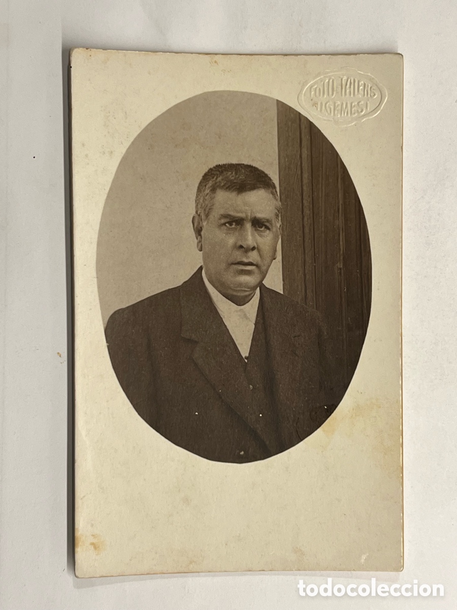 Fotografia antica: GENT D&rsquo;ALGEMESI&hellip; FOTO TALENS&hellip; Fotografia Se&ntilde;or con traje y camisa blanca (h.1920?)