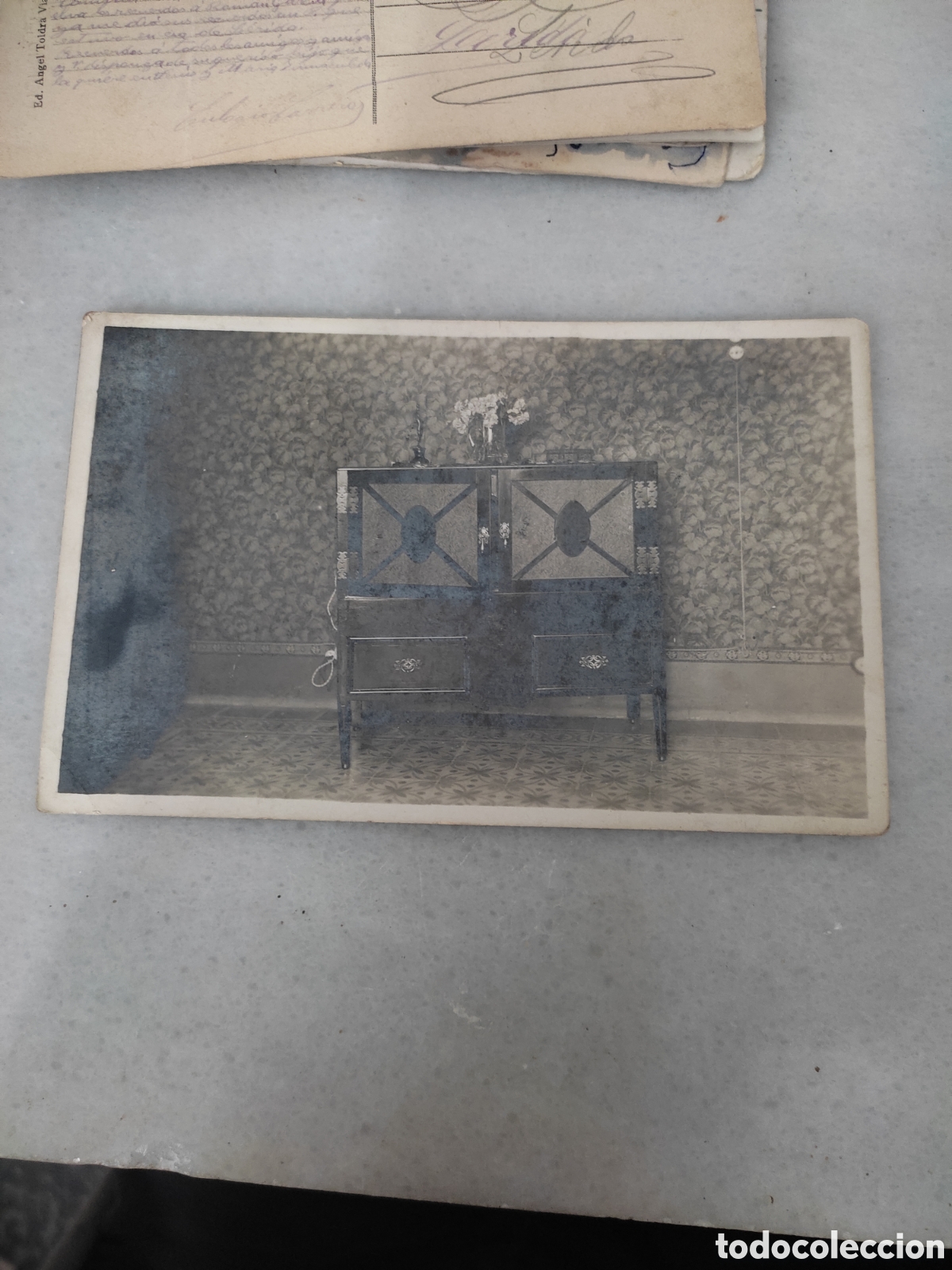 Fotografia antica: Tarjeta postal de radio balbulas mueble de nogal dos plataformas autom&aacute;ticas precio 1800 pts