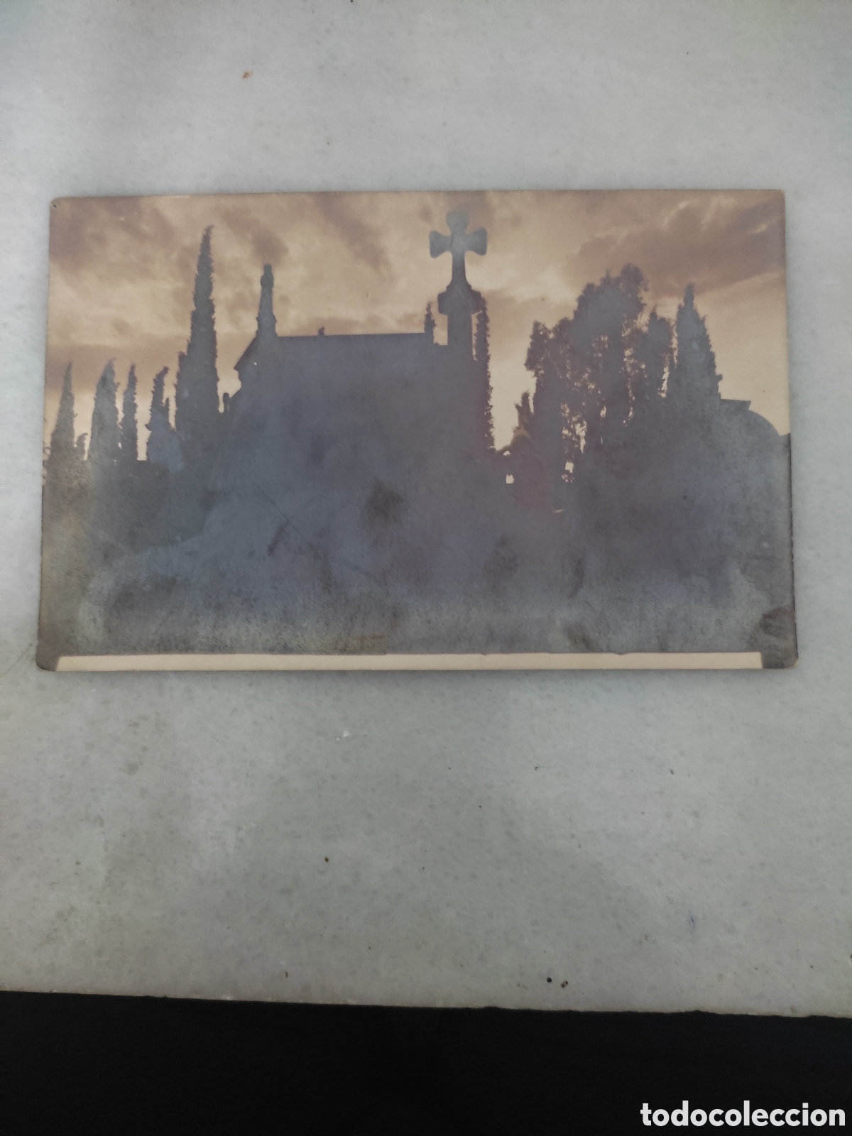Alte Fotografie: Buena y rara postal del cementerio de manresa