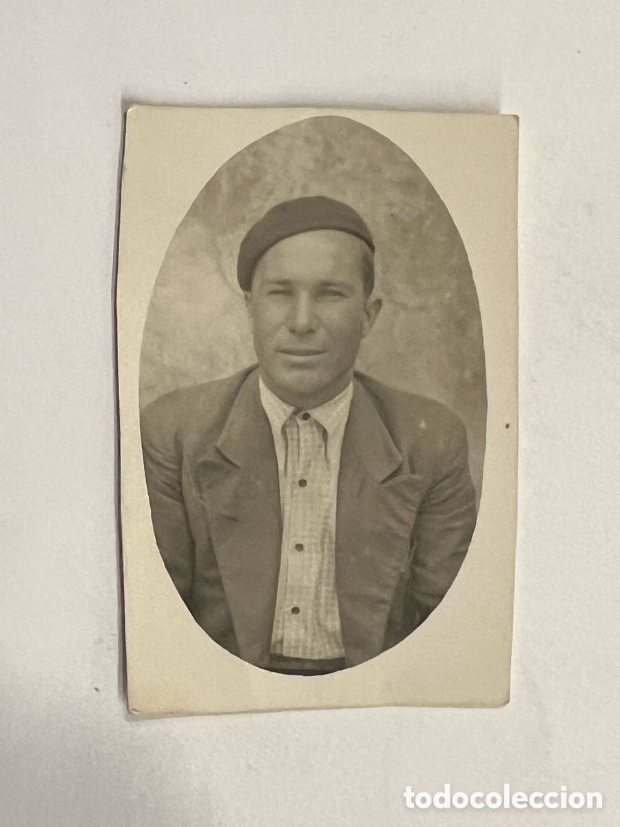 Fotograf&iacute;a antigua: FOTOGRAF&Iacute;A EL&Eacute;CTRICA. Fotomat&oacute;n el T&iacute;o Pepe amb la boina (h.1920?) Medidas: 4,2 x 6,5 cm