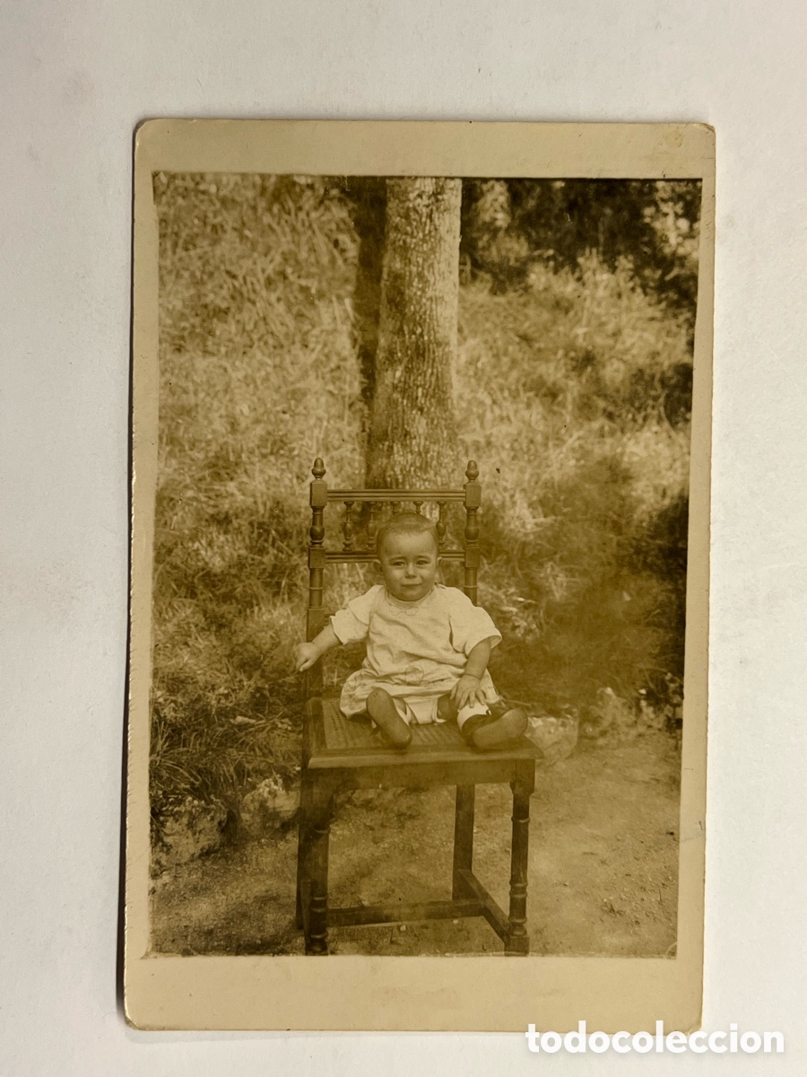 Fotograf&iacute;a antigua: NI&Ntilde;OS. Fotograf&iacute;a BeBe llor&oacute;n sentado en una silla (h.1910?) Med&iacute;das: 14 x 9 cm.,