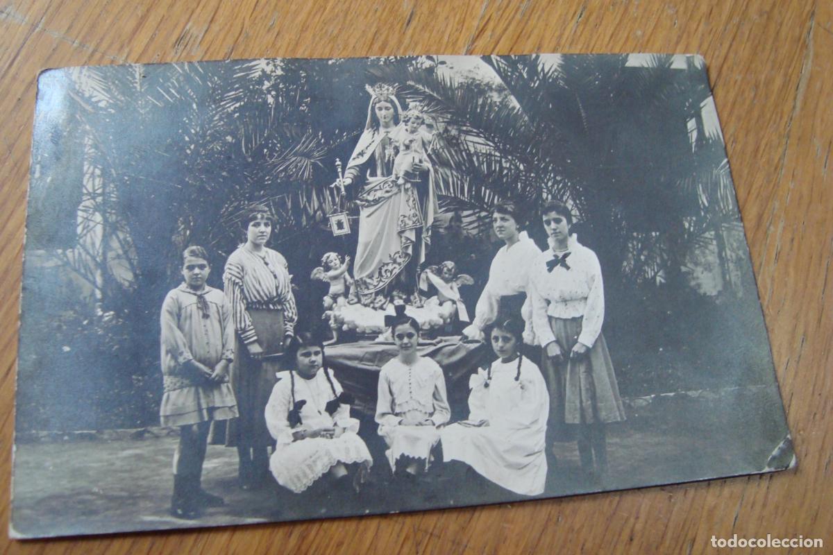 Fotografia antiga: ANTIGUA FOTOGRAFIA GRUPO CHICAS COLEGIO RELIGIOSO? IMAGEN DE VIRGEN DEL CARMEN?? A&Ntilde;OS 20,30
