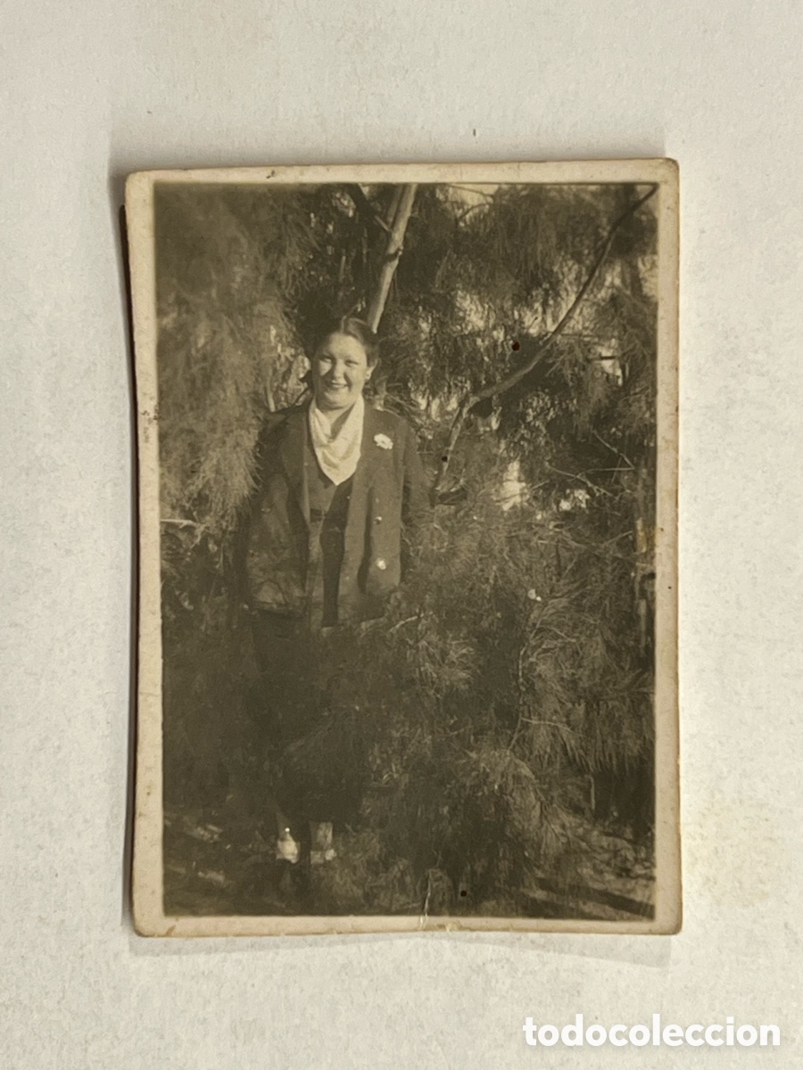 Alte Fotografie: VILLA SANJURJO, fotograf&iacute;a Guerra Civil Espa&ntilde;ola.. en el Parque.. Enero de 1938.. Minutero