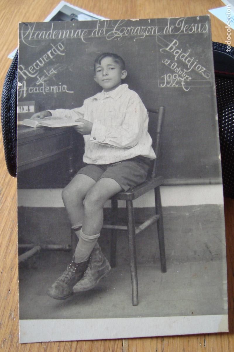Alte Fotografie: ANTIGUA FOTOGRAFIA DE CHICO RECUERDO ACADEMIA SAGRADO CORAZON DE JESUS BADAJOZ 1927.