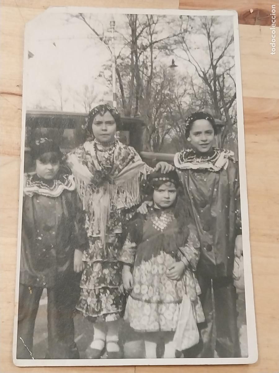 Fotografia antiga: NI&Ntilde;OS DISFRACES FOTO DORSO POSTAL ORIGINAL ARLEQUINES GITANAS 1920 APROX