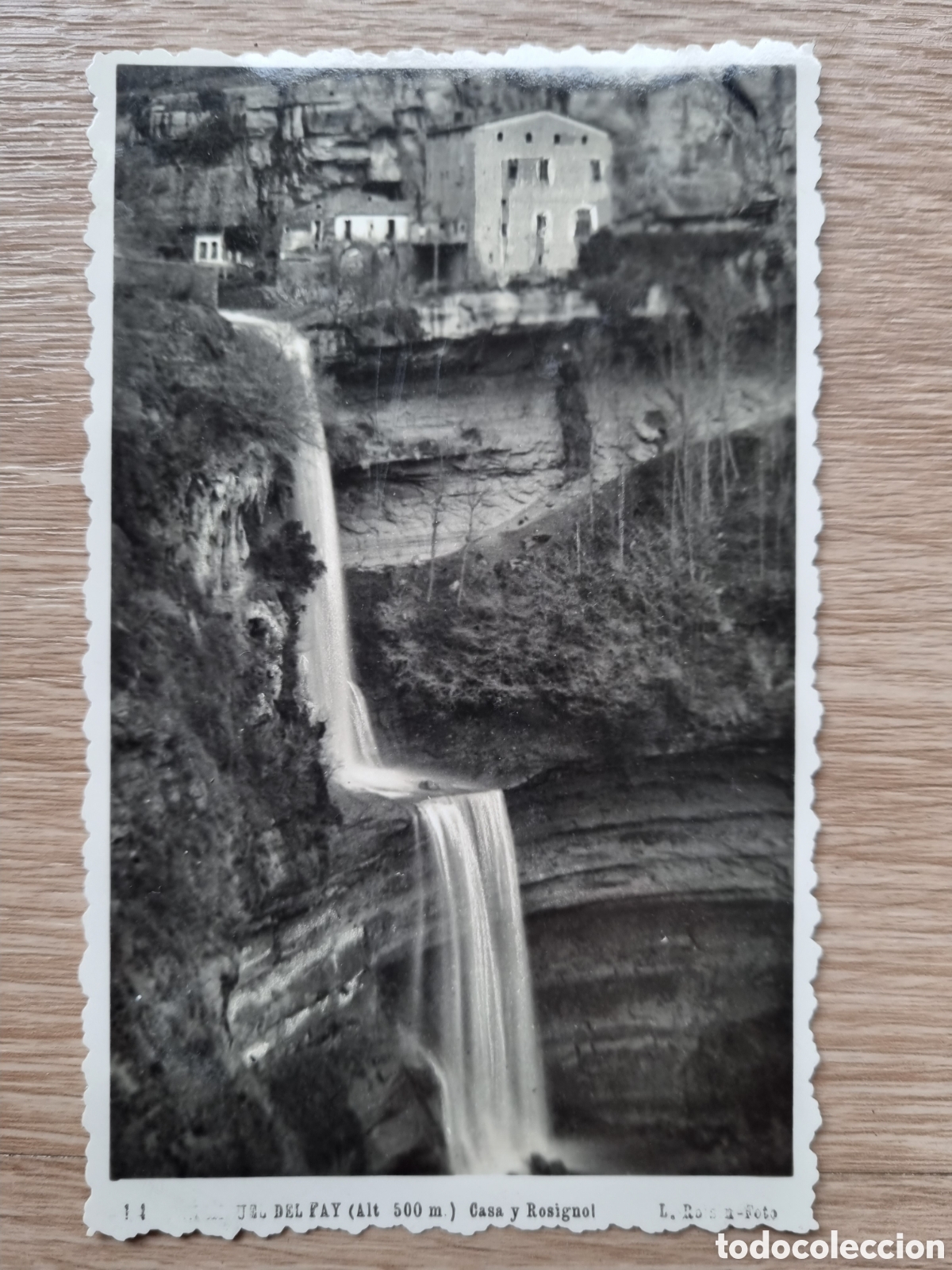 Fotograf&iacute;a antigua: Sant Miquel del Fay. Antigua postal fotogr&aacute;fica. Casa y Rosignol. Foto: L. Roisin. 1954.