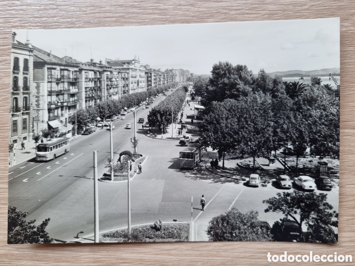 Fotograf&iacute;a antigua: Santander. Antigua postal fotogr&aacute;fica. Paseo Pereda. A&ntilde;os 50. Sin circular.