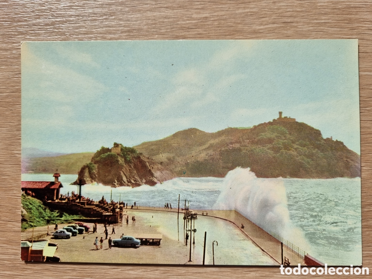 Fotograf&iacute;a antigua: San Sebasti&aacute;n. Postal colorida. A&ntilde;os 50. Sin circular. &rdquo;Mar gruesa en el Cant&aacute;brico&rdquo;. Fotograf&iacute;a ant